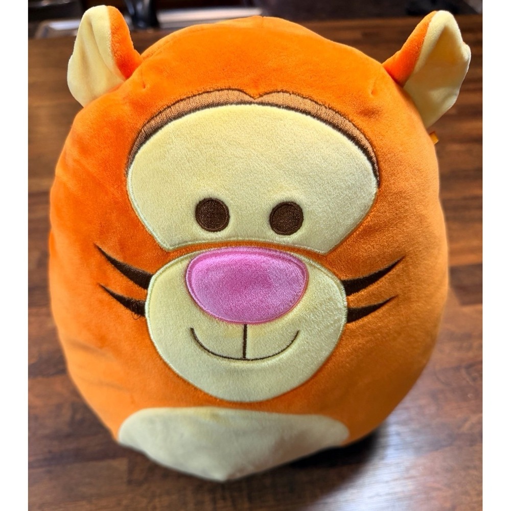 Disney Tigger Squishmallow soft plush.  10 inches. Winnie the Pooh